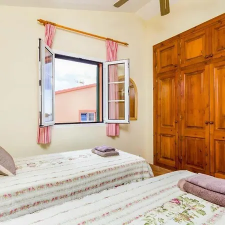 Villa Cala Galdana Sleeps 6 Pool Air Con Wifi Cala Galdana (Menorca)