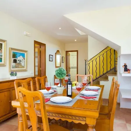 Cala Galdana Sleeps 6 Pool Air Con Wifi Cala Galdana (Menorca)