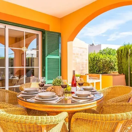 Cala Galdana Sleeps 6 Pool Air Con Wifi Villa