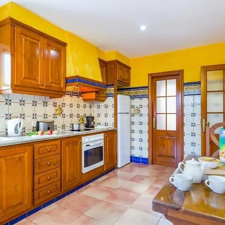 Cala Galdana Sleeps 6 Pool Air Con Wifi